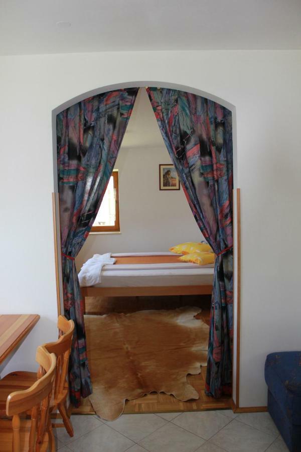 Apartma Ana Διαμέρισμα Bavsica Εξωτερικό φωτογραφία